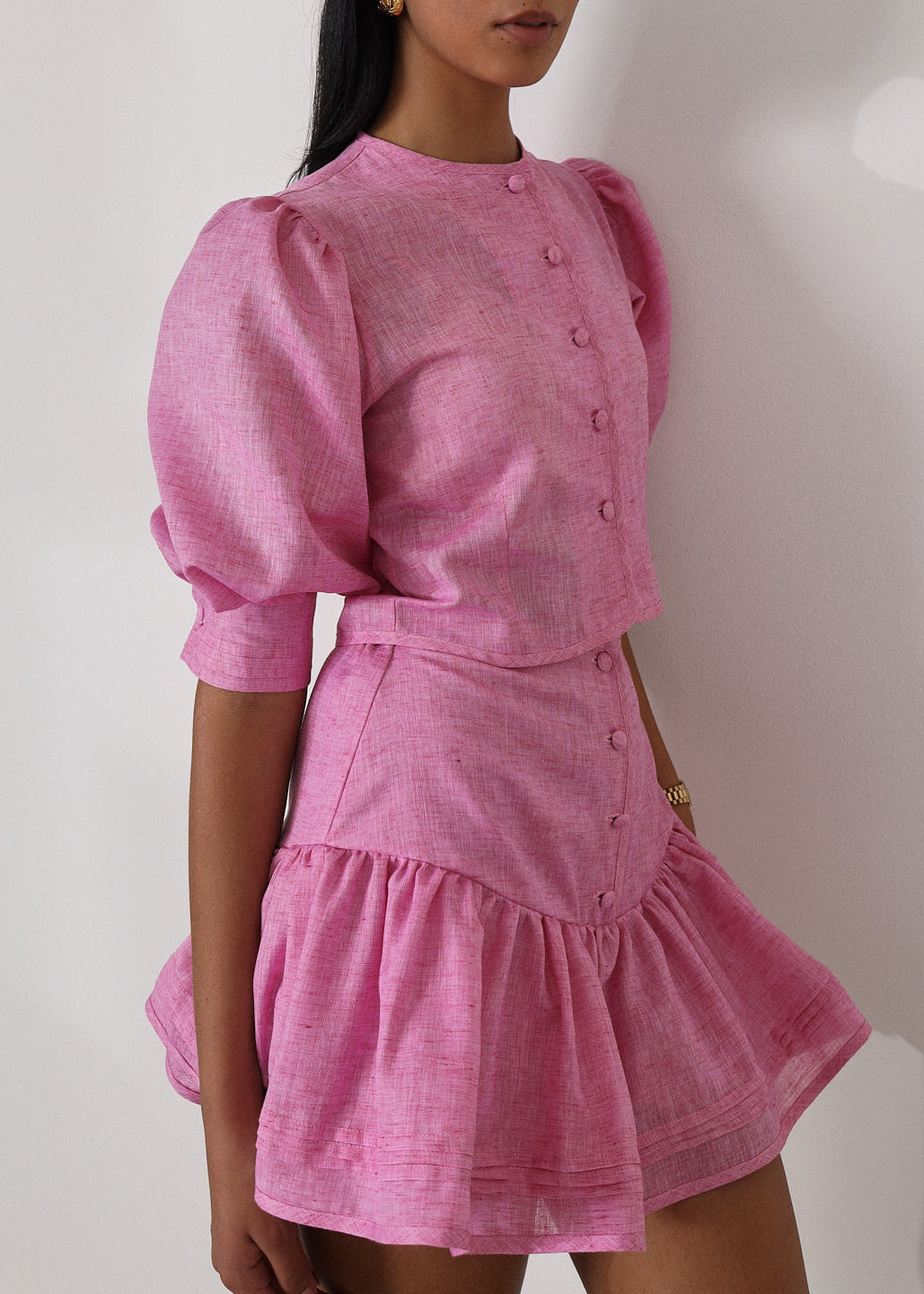Cosmo Tiered Linen Set